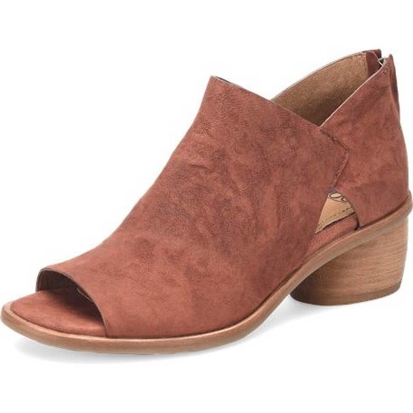 Sofft Women's Rustic Red Suede Carleigh Peep Toe Ankle Boots Size 6.5 - Picture 1 of 9